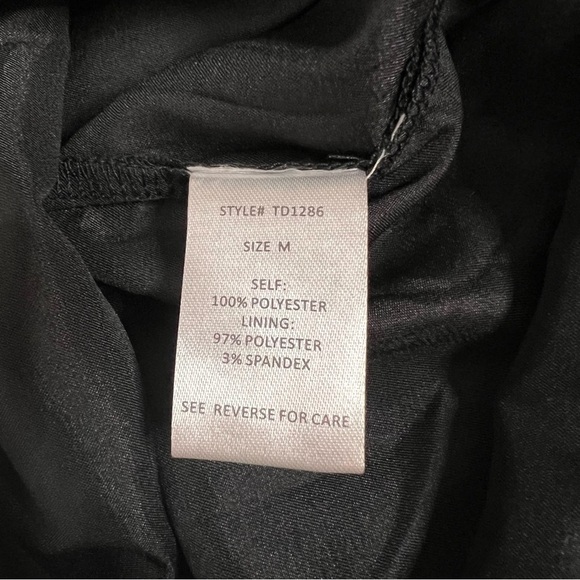 NWT! Nic & Jo Black Off-the-Shoulder Ruffled Mini Cocktail Dress. Size Medium. - Picture 11 of 13